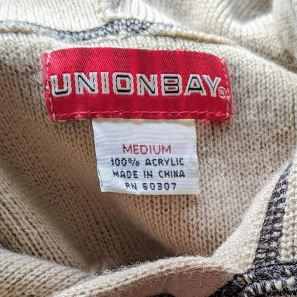 Unionbay Men's Contrast Sweater Hoodie - Picture 4 of 12